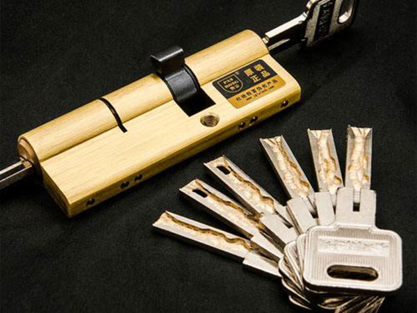 莲湖24小时上门开锁公司